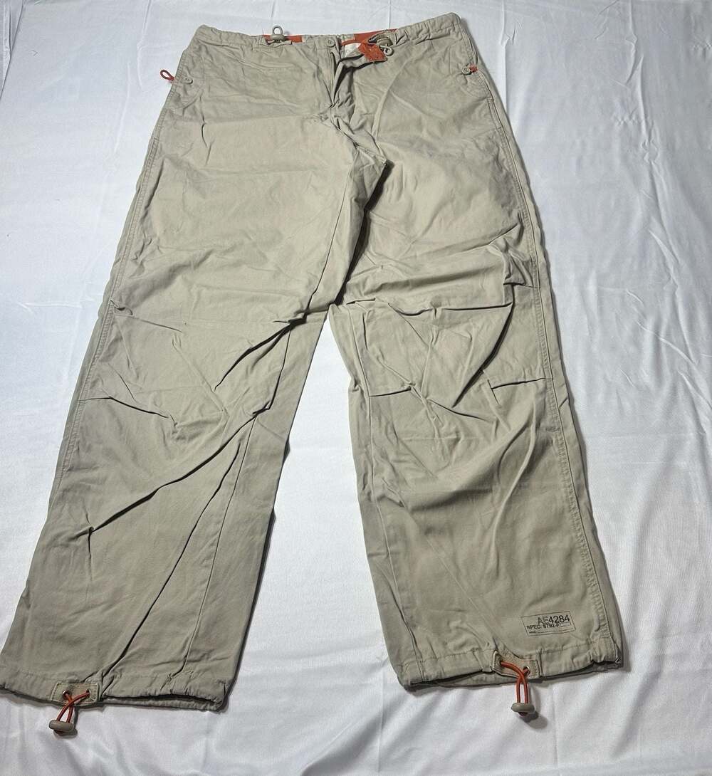 American Eagle Women’s 12 Khaki Cargo Capri Pants Drawcord Hem Y2K Gorpcore